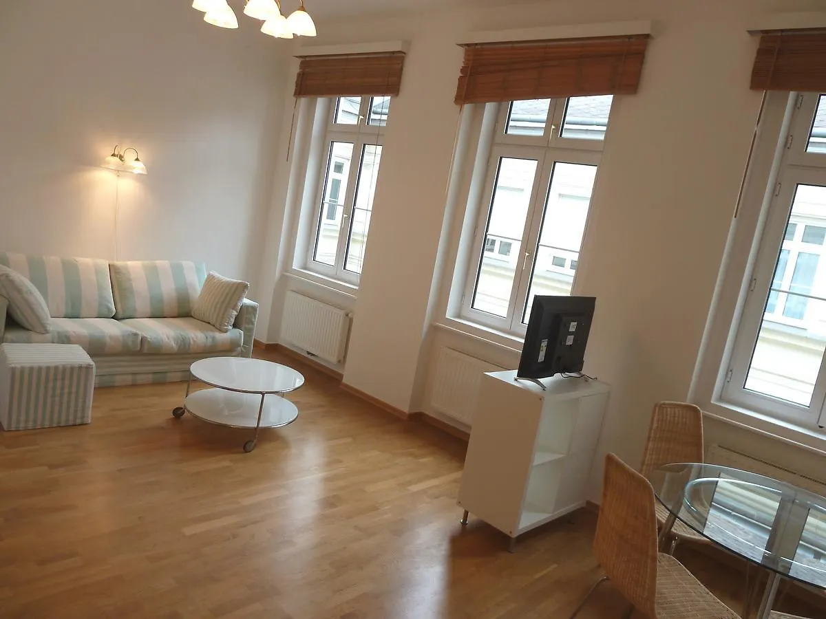 Sobieski District-1 Ring Apartments Vienna