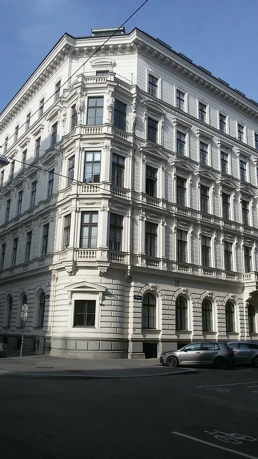 Sobieski District-1 Ring Apartments Vienna