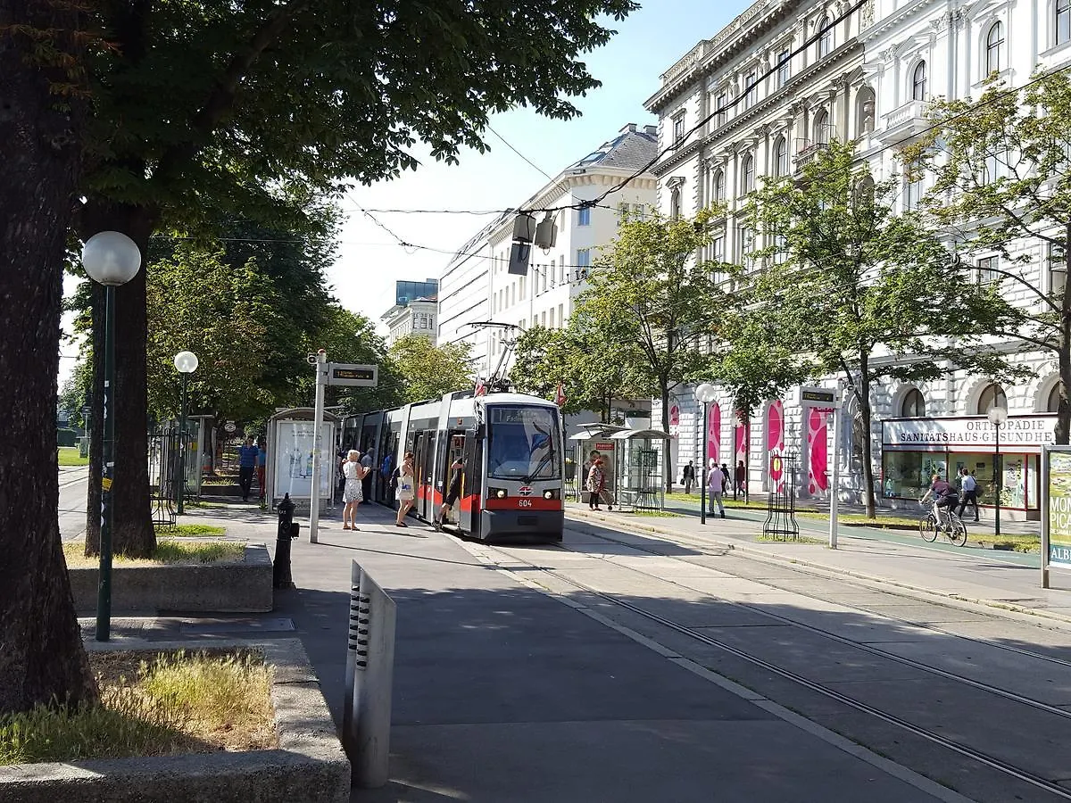Sobieski District-1 Ring Apartments Vienna