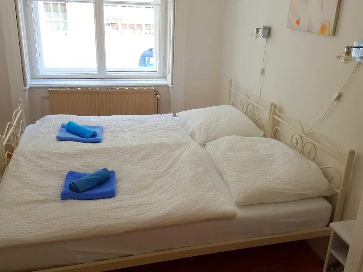 Sobieski District-1 Ring Apartments Vídeň 0*,