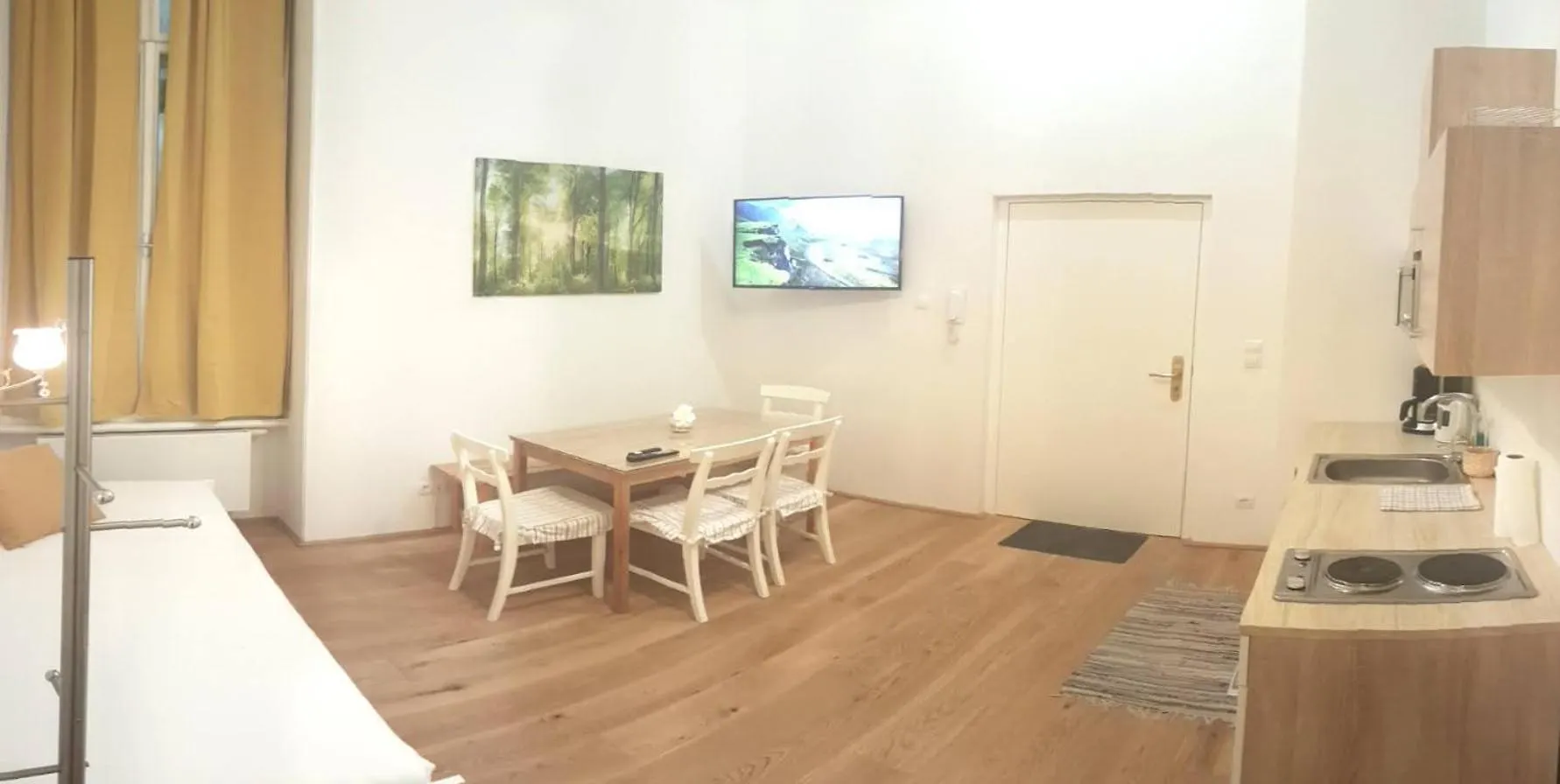 Sobieski District-1 Ring Apartments Vienna Austria